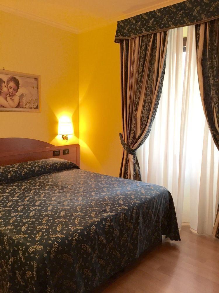 Rest Guesthouse Róma Kültér fotó