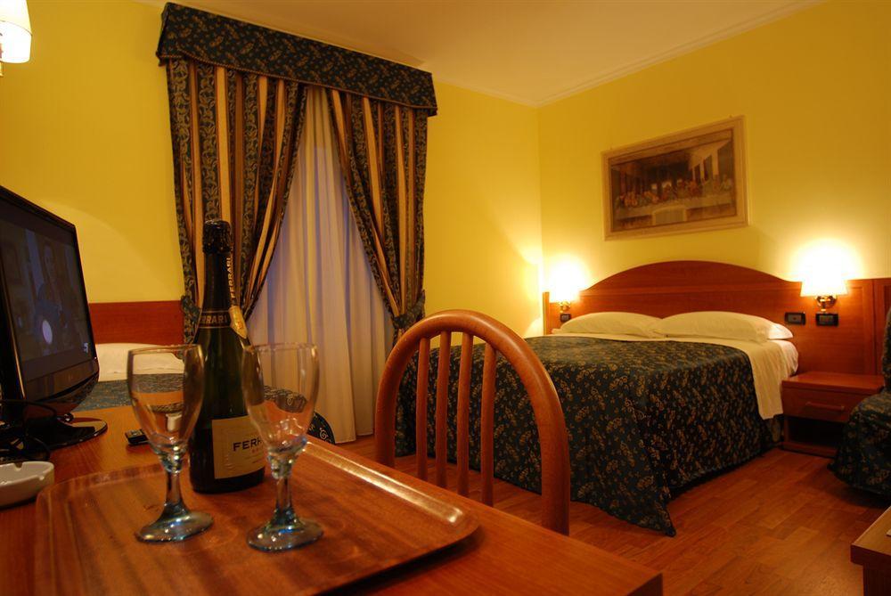 Rest Guesthouse Róma Kültér fotó