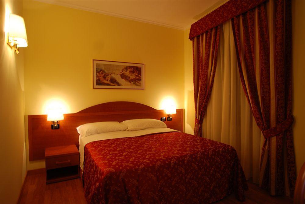 Rest Guesthouse Róma Kültér fotó