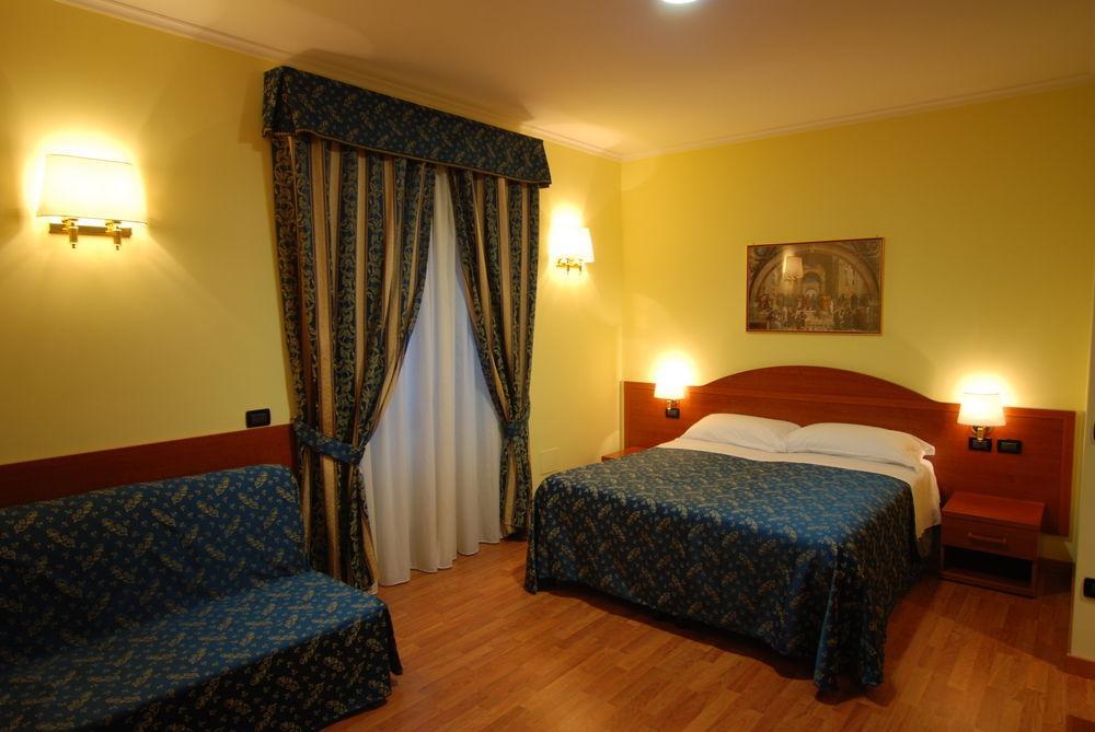 Rest Guesthouse Róma Kültér fotó